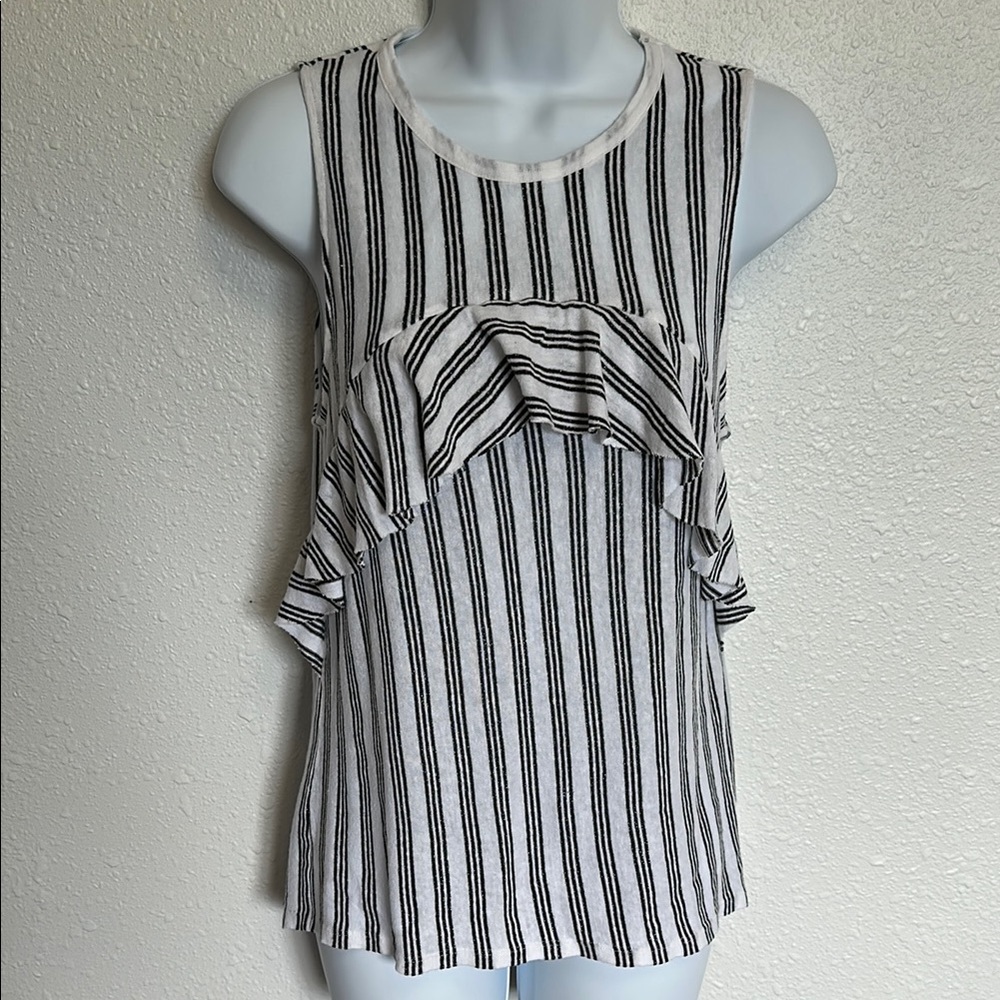 Who What Wear Black and White Ruffled Tank Top Size Small